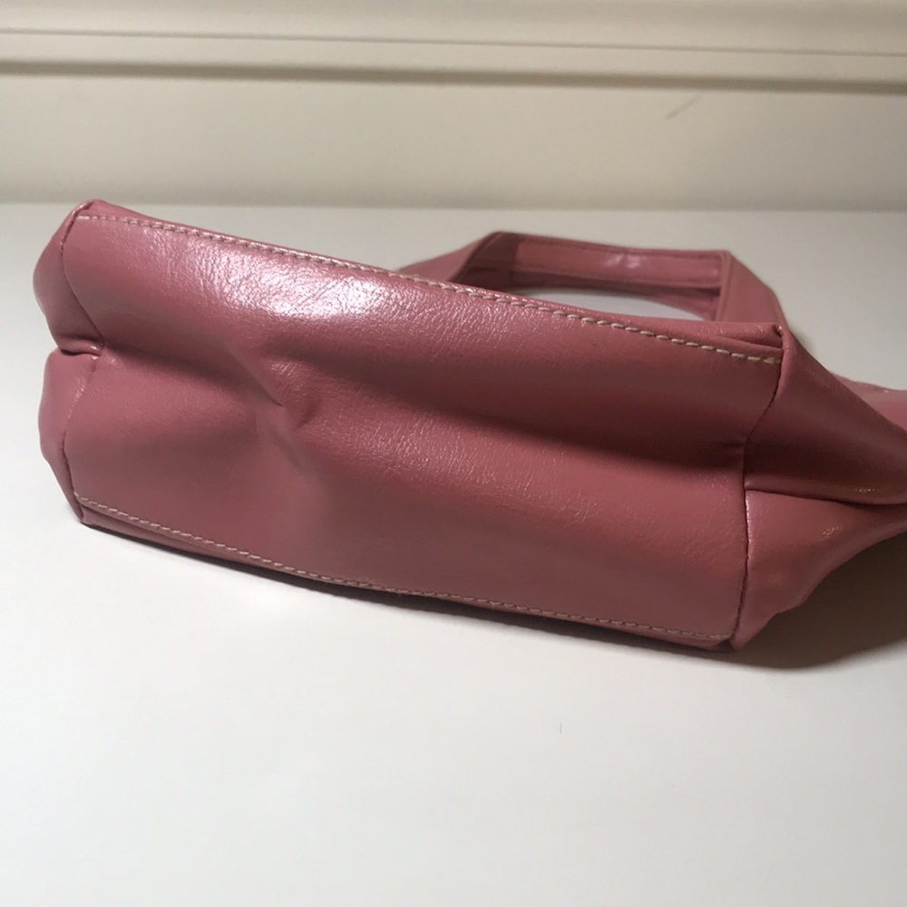 Mini Handbag w/ Interior Light! - Picture 3 of 15